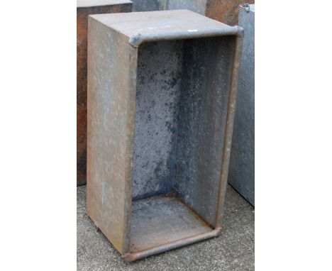 A galvanised trough. H40cm x W93cm x D46cmAll items in this auction are sold as seen, We are unable to provide condition repo