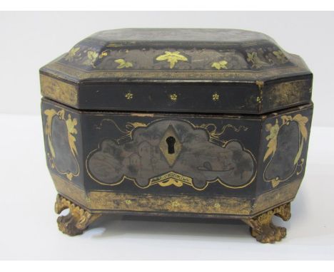 CHINESE LAQUER TEA CADDY, octagonal gilt laquered tea caddy with pewter lidded interior and carved claw feet, 15cm width 