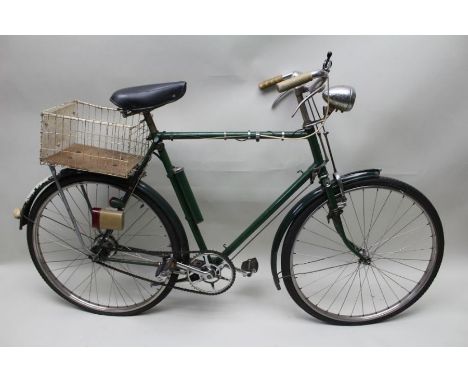 A vintage Raleigh bike with lockable forks (key in safe)