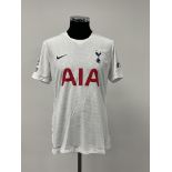 Harry Kane signed white Tottenham Hotspur no.10 home jersey, season 2021-22, match-issue, Nike,