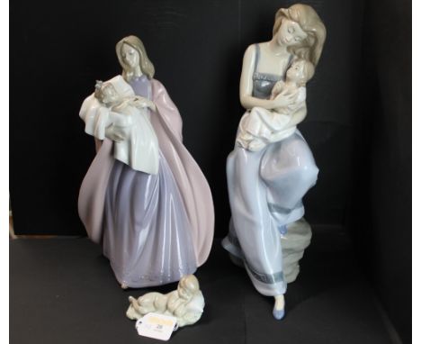  2 large Nao figurines 38 cm and 35 cm high and a Lladro ornament