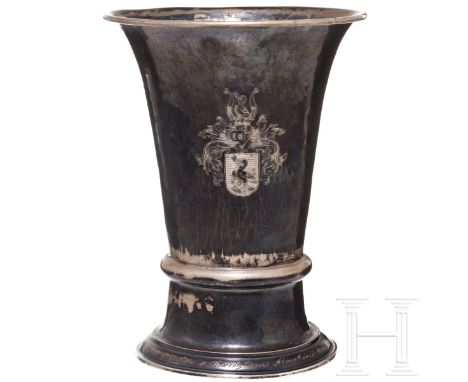 General Karl Ritter von Martini (1855 - 1935) - Silberbecher als 1. Preis des Brigaderennens 1913  Silber, im Boden gepunzt "