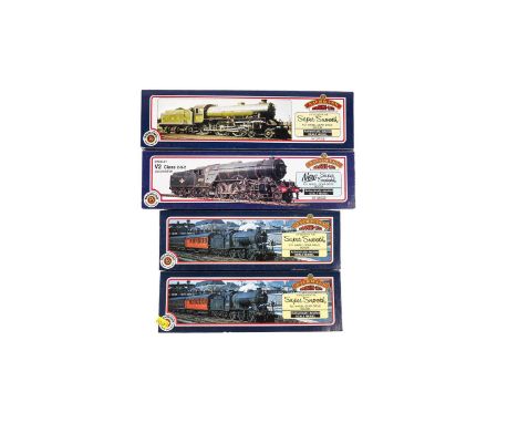 Bachmann 00-gauge steam locomotives and tenders, comprising: 31651, 31852, 31700, 31556, all boxed. (4)