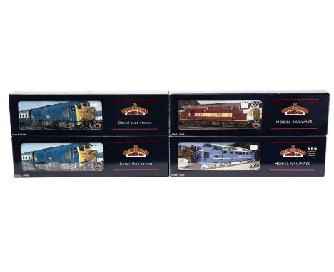 Bachmann diesel locomotives, comprising: 32425, 32520, 32426, 32382, all boxed. (4)