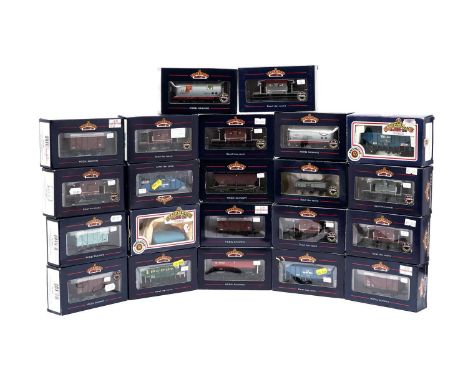 Bachmann 00-gauge rolling stock, including rail freight, wagons, vans, break van and other items, boxed. (22)