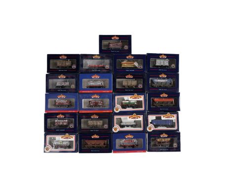 A selection of Bachmann 00 gauge rolling stock, all boxed, including: 7 Plank End Door Wagon 'Horlicks'; 14 Ton Tank Wagon 'R