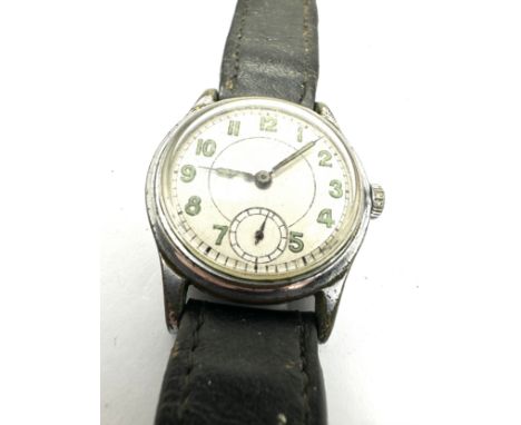 1940s Military ATP Bravingtons wristwatch manual wind the watch is ticking 