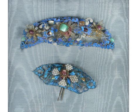 A kingfisher feather headress and hair comb, the floral decoration of the first enhanced by seed pearls, agates and jadeite, 