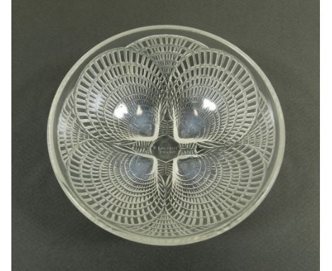 LALIQUE. A small R. Lalique 'Coquilles' bowl. Engraved, R. Lalique France &amp; No.3204. 13cm.