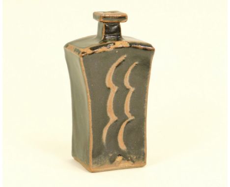 JOANNA WASON LEACH POTTERY. A slab-built bottle vase. Pottery &amp; personal marks. Height 15cm.