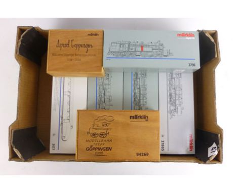 A collection of Marklin HO gauge railway including steam and other locomotives and rolling stock in wooden collectors boxes t