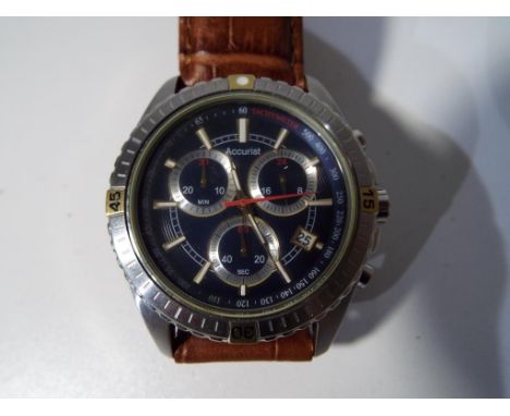 A gentleman's stainless steel Accurist chronograph tachymeter wristwatch, baton hour markers, date aperture at 4 o'clock with