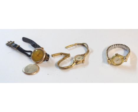 A vintage 9ct. gold cased lady's wristwatch with Swiss fifteen jewel movement - case hinge a/f - sold with a gold tone Ingers