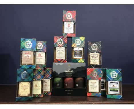 FIFTEEN SCOTCH WHISKY MINIATURES
Includes: Glenfiddich miniature tri-pack with 12, 15 and 18 years old, Longmorn-Glenlivet ag
