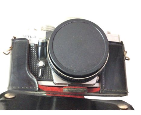 PRAKTICA MTL 3 CAMERA, AND OTHER ITEMS  along with a Hanimex VF camera, a Micro 35 camera, as well as a Hanimex TZ1 lens and 
