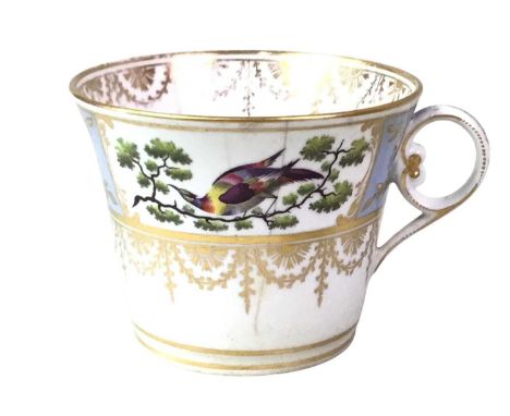 COLLECTION OF CUPS AND SAUCERS, EARLY 19TH CENTURY comprising numerous cups, some with associated saucers, in a variety of pa