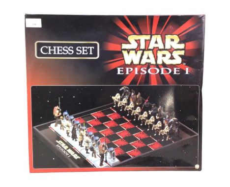 STAR WARS EPISODE 1 CHESS SET, boxed