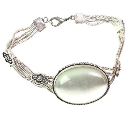 SILVER NECKLACE AND BRACELET, set with mother of pearlQty: 66g