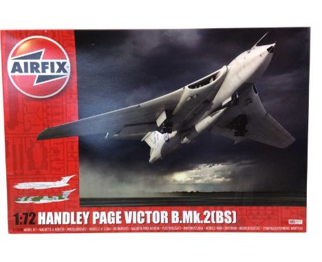 GROUP OF AIRFIX AND OTHER AVIATION AND SPACE MODEL CONSTRUCTION SETS, in original boxes 