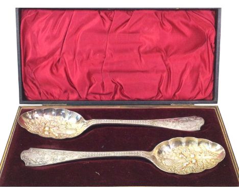 GROUP OF SILVER PLATE, including a vegetable tureen, salad serving set and flatware