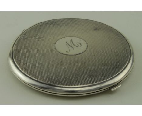George V silver powder compact, with engine turned decoration, Hallmarked Birmingham 1933