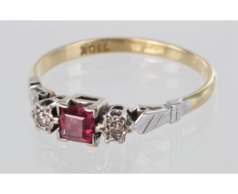 18ct Gold Ruby and Diamond Ring size S weight 3.0g