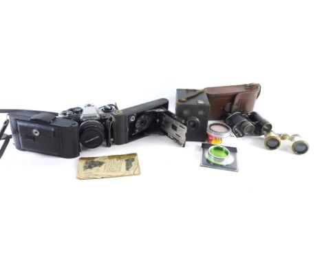 Various cameras and related accessories, an Olympus OM10, with Zuiko MC Auto-S1:1.8 lens, in outer case, Photo-Waghtl camera,