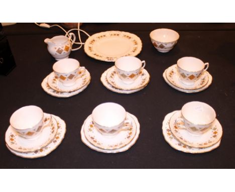 Quantity of Ridgway potteries and Colclough ceramic dinnerware 