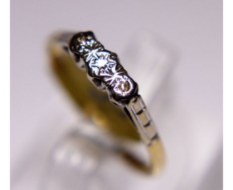 18 ct gold and platinum vintage three stone diamond ring, size N