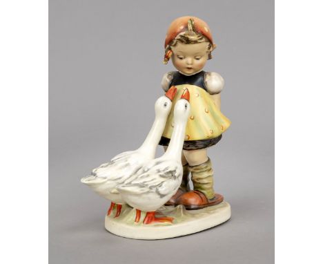 Gänseliesl, Goebel, Oeslau, Marke 1935-1950, Entwurf Arthus Möller 1936, Keramik, polychrom bemalt, sign. Hummel, Modellnr. 4