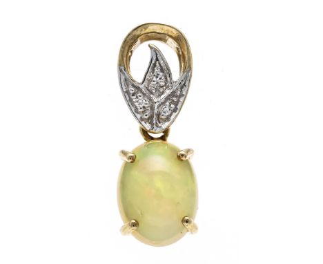 Opal-Anhänger GG/WG 375/000 mit einem ovalen Opal-Cabochon 9,7 x 7,5 x 5 mm, gutes Farbspiel und 3 Achtkant-Diamanten, zus. 0