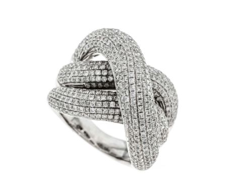 Überkreuz-Ring WG 750/000 mit 635 Brillanten, zus. 3,18 ct l.get.W-get.W/SI-PI, ein Stein mit seitlichem Ausbruch, RG 52, 12,