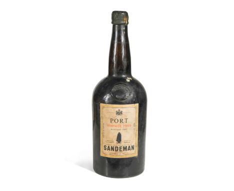 Sandeman Vintage Port 1955,  bottled 1957, a tappit hen (210cl), level top shoulderloss of capsule, some stickiness to top wi