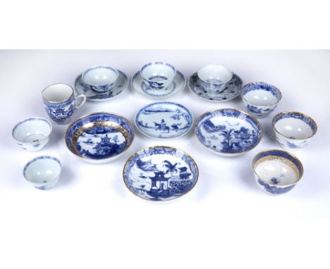 Collection of blue and white teabowls and saucers Chinese, 17th Century and later including six matched pairs, two individual