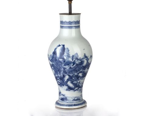 Blue and white vase Chinese, Kangxi period (1662-1722) decorated to the body with a mountainous landscape with figures in the