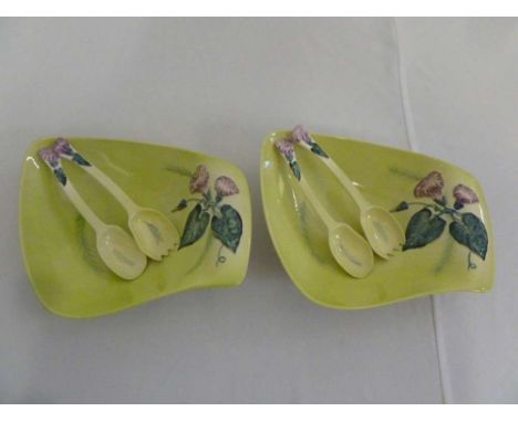 Carltonware a pair of salad bowls and matching servers