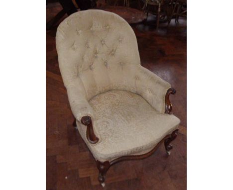 Victorian mahogany button-back chair. Condition report: see terms and conditions