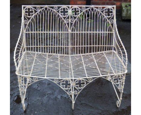 Wirework garden settee. Condition report: see terms and conditions