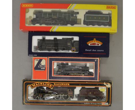 OO Gauge. 4 x locomotives. Includes Mainline "Royal Scot", Hornby R.2671 A3 class"Flying Scotsman", Bachmann BR black N class