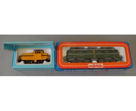 H0 Scale. Marklin. 2 x Rail buses. Ref 4018 & 3016. VG in F/G boxes.