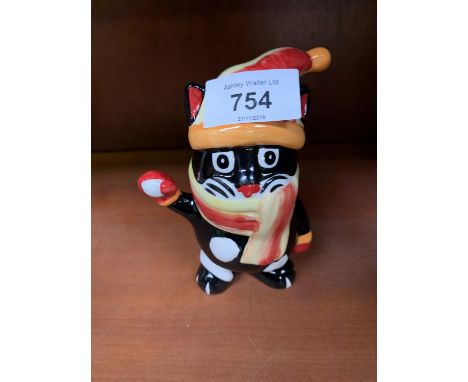 A LORNA BAILEY CERAMIC SNOWBALLING CAT FIGURE 
