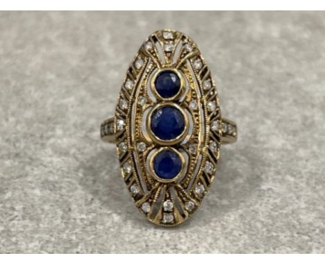 Vintage 9ct Gold Sapphire and Diamond marquise nanette shaped ring. Size Q