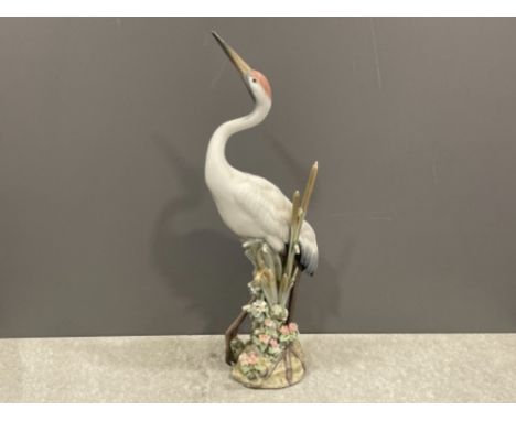 Lladro 1614 Dancing Crane in good condition