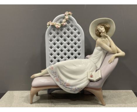 Lladro 7634 “Garden of Dreams” signed limited edition in mint condition and original box