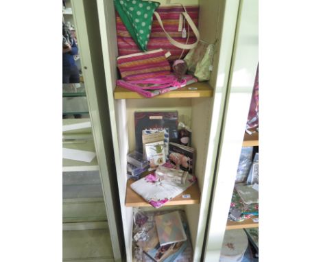 A Ceannis handbag and small purse, a Jo Edwards folding fabric jewellery wallet, Shruti i-Pad holder, Passion for stilettos s