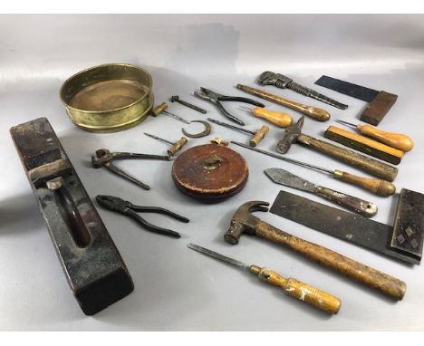 Antique and vintage tools, an assorted collection of tools to include Box Plane , hammers set squares, screw drivers, tape me