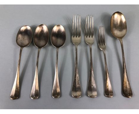 Collection of Silver Hallmarked flatware all for Sheffield and maker William Hutton & Sons Ltd total weight approx 415g (7)