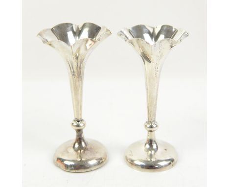 Pair of Henry Wilkinson & Co., silver spill specimen vases, London, 1901
