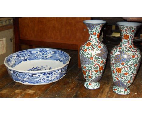 Masons Ironstone blue & white wash basin, and two Continental vases (A/F)