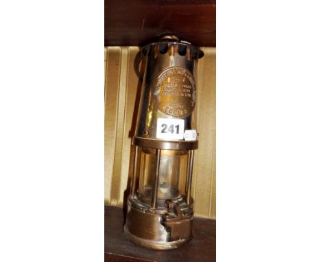 Miners  lamp, type 6